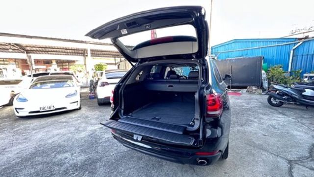 BMW寶馬 X5 XDRIVE35I  第13張相片