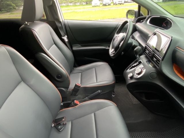 TOYOTA豐田 SIENTA  第7張相片
