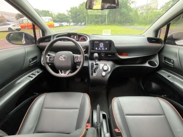 TOYOTA豐田 SIENTA  第15張相片