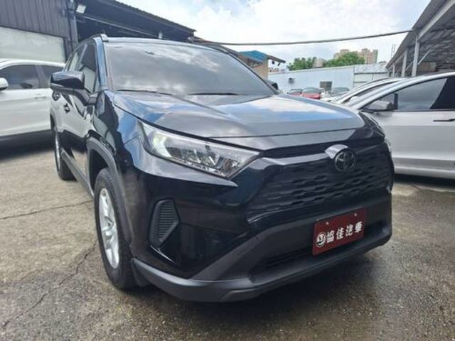 TOYOTA豐田 RAV4  第2張相片