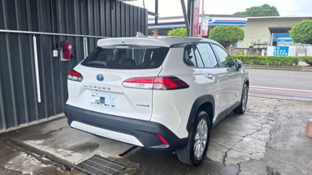 TOYOTA豐田 COROLLA CROSS HYBRID  第2張相片