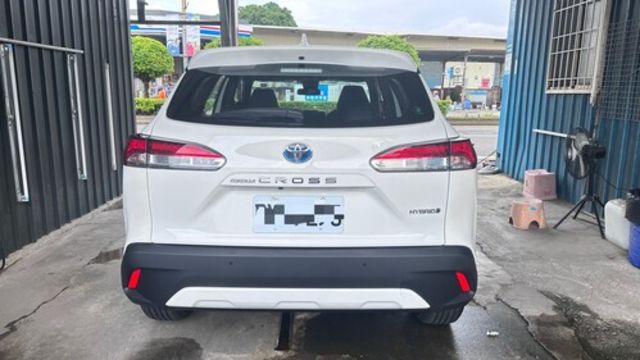 TOYOTA豐田 COROLLA CROSS HYBRID  第3張相片