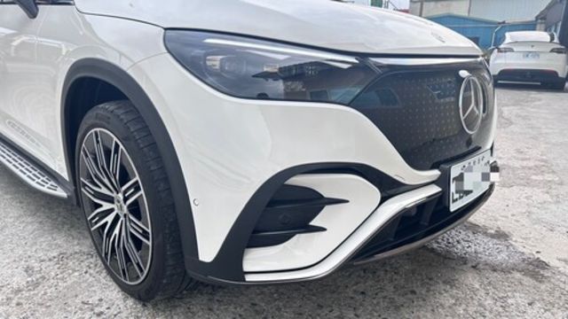 M-BENZ賓士 EQE 350 4MATIC  第2張相片