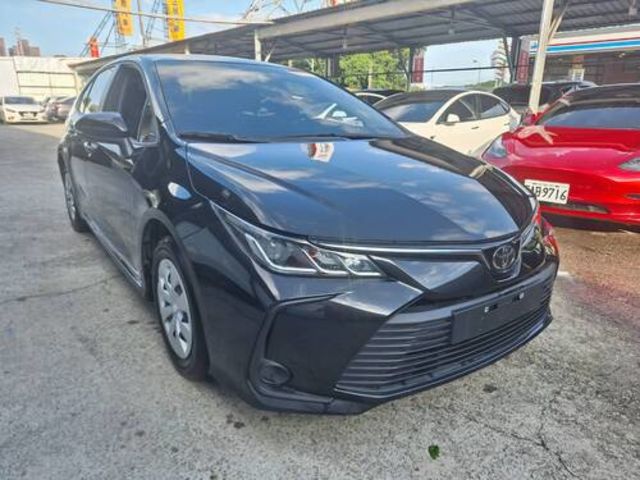 TOYOTA豐田 ALTIS  第2張相片
