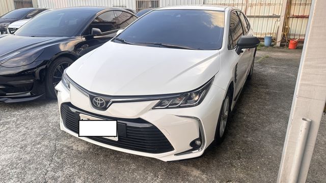 TOYOTA豐田 ALTIS  第1張相片