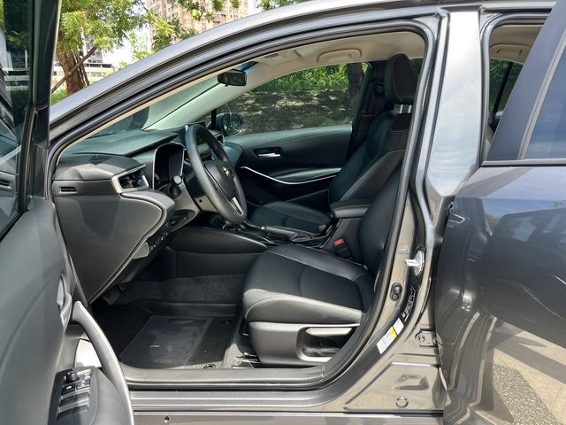 ALTIS 1.8  第8張相片
