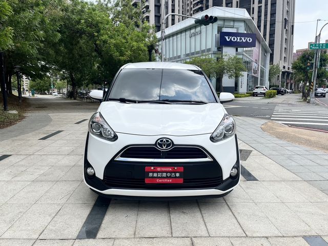SIENTA 1.8  第2張相片