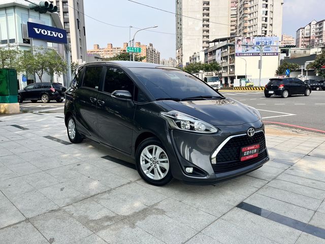 SIENTA 1.8  第3張相片