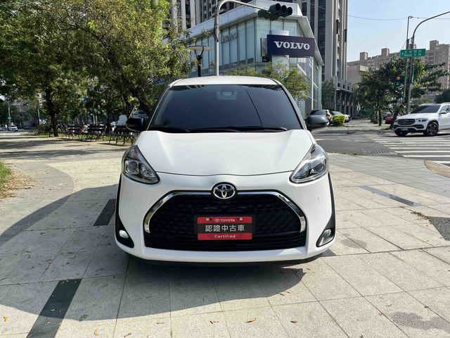SIENTA 1.8  第2張相片