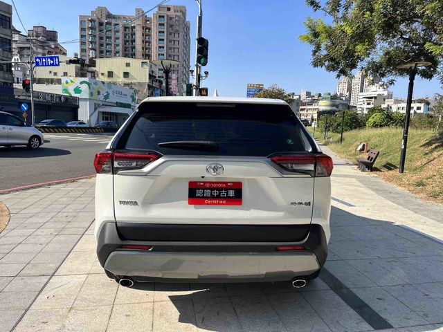 RAV4 2.0  第6張相片