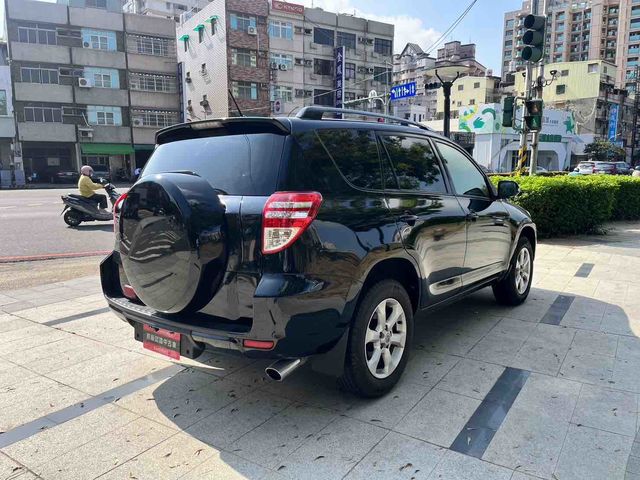 RAV4 2.4 2WD  第5張相片