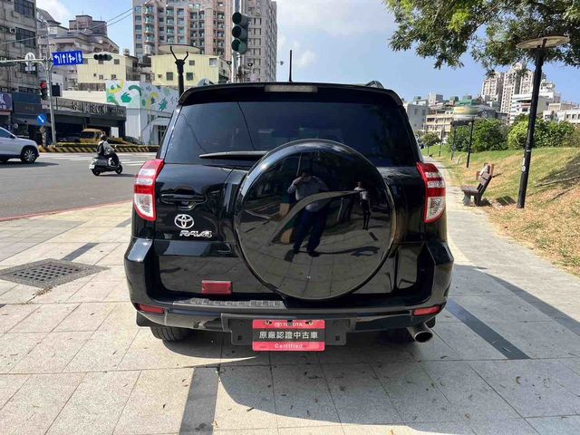 RAV4 2.4 2WD  第6張相片