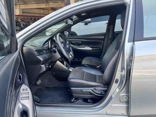 YARIS 1.5  第8張相片
