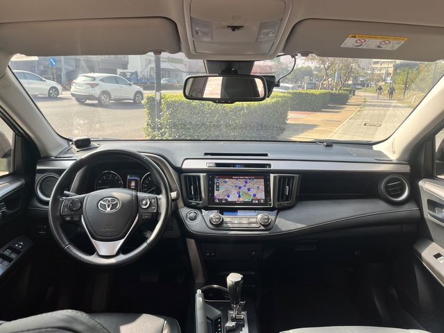 RAV4 2.0  第7張相片