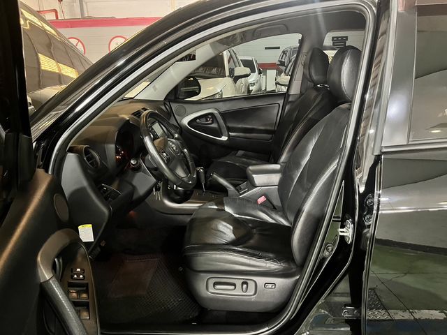 RAV4 2.4 2WD  第8張相片