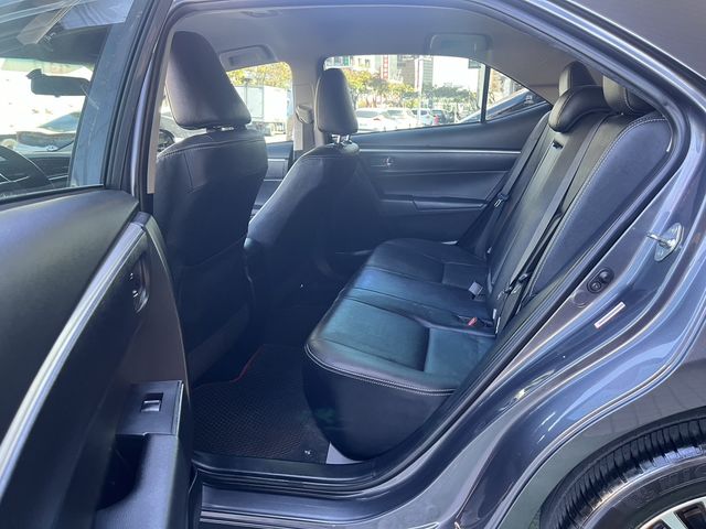 ALTIS 1.8  第9張相片