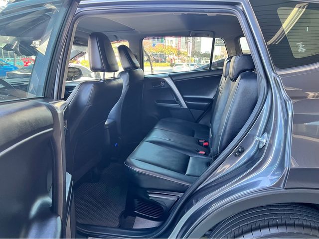 RAV4 2.5 HV  第9張相片