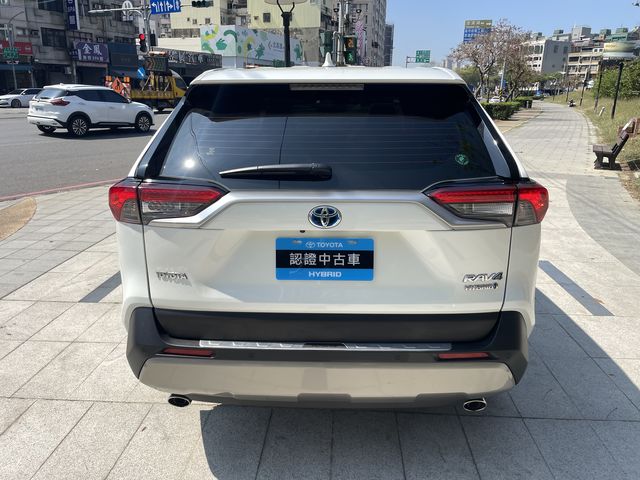 RAV4 2.5 HV  第6張相片