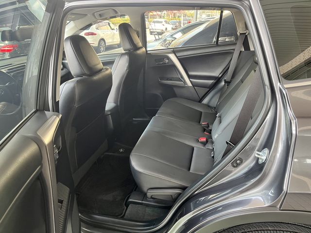 RAV4 2.0  第9張相片