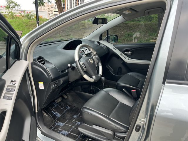 YARIS 1.5  第8張相片