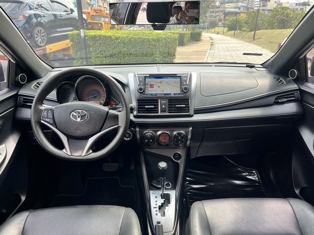 YARIS 1.5  第7張相片