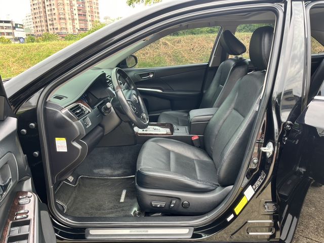 CAMRY 2.5 HV  第8張相片