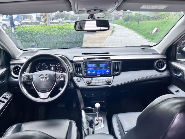 RAV4 2.5 4WD  第7張相片