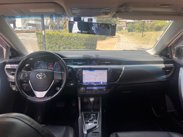 ALTIS 1.8  第7張相片