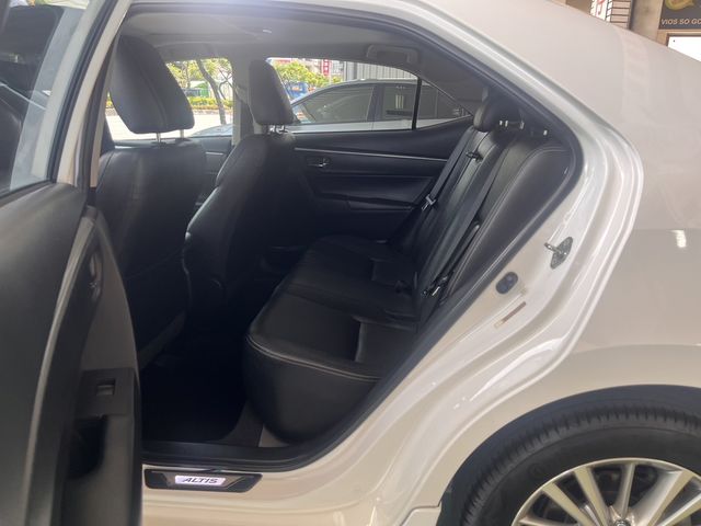 ALTIS 1.8  第9張相片