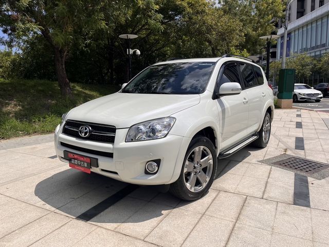 RAV4 2.4 4WD  第1張相片