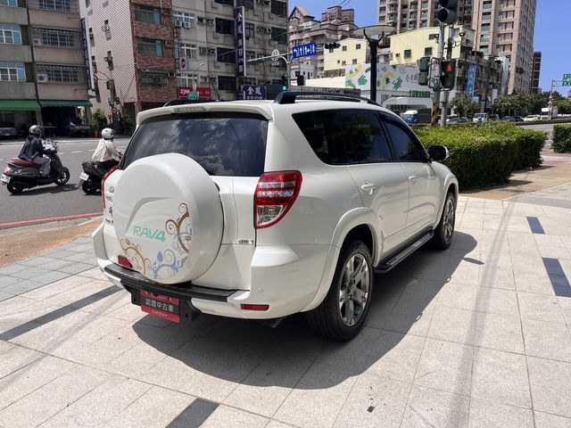 RAV4 2.4 4WD  第5張相片