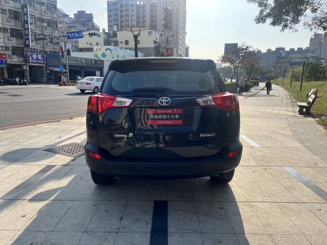 RAV4 2.0  第6張相片