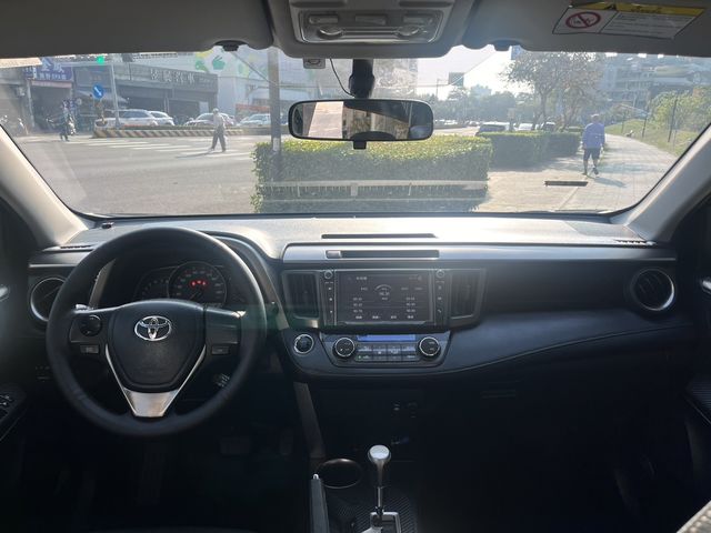 RAV4 2.0  第7張相片