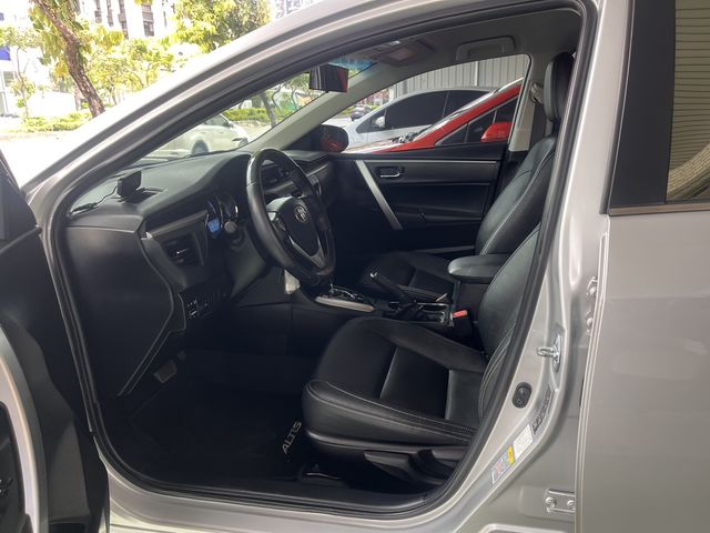 ALTIS 1.8  第8張相片