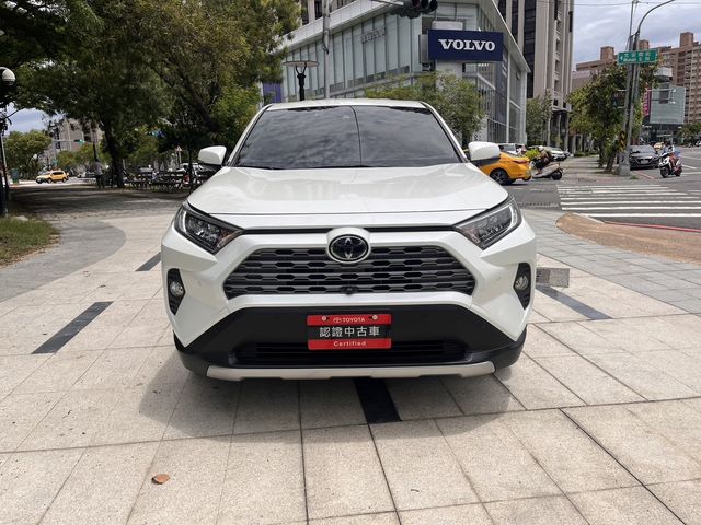 RAV4 2.0  第2張相片