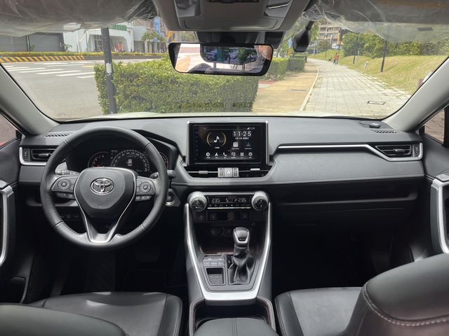 RAV4 2.0  第7張相片