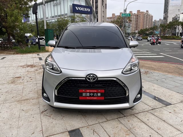 SIENTA 1.8  第2張相片