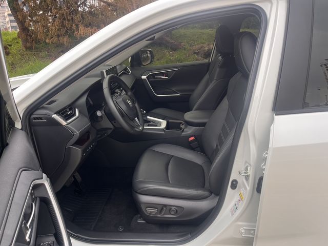 RAV4 2.0  第8張相片