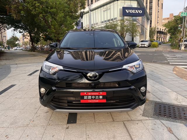 RAV4 2.0  第2張相片