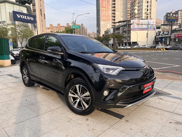 RAV4 2.0  第3張相片