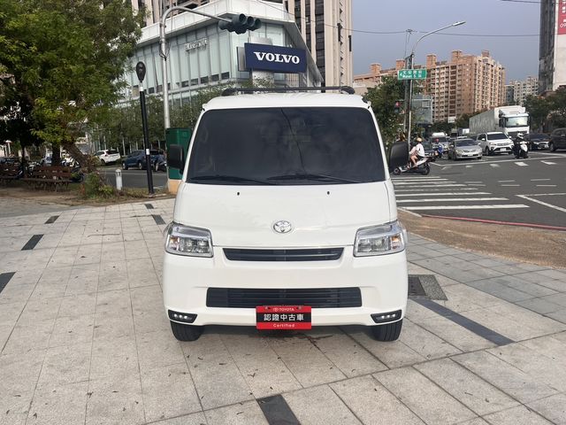 TOWN ACE VAN 5人  第2張相片