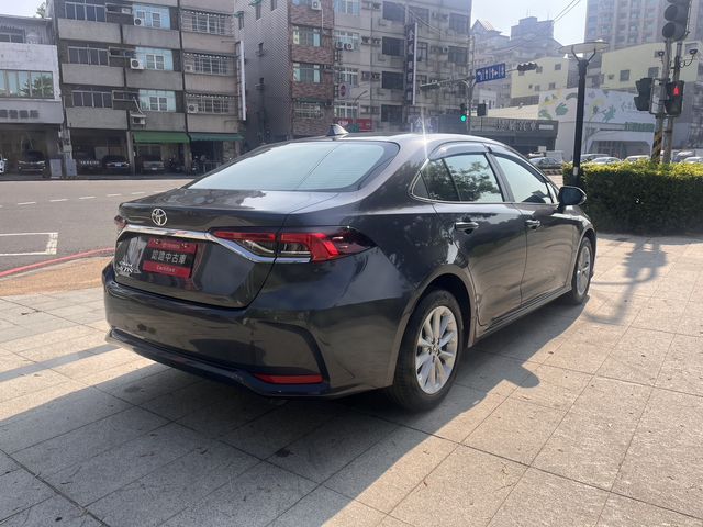 ALTIS 1.8  第5張相片
