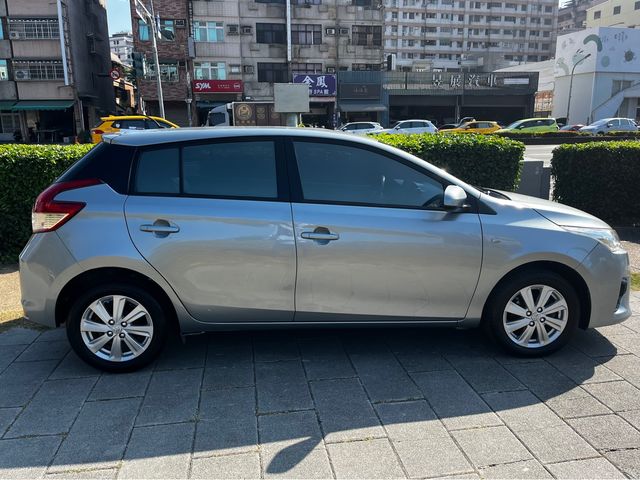YARIS 1.5  第4張相片