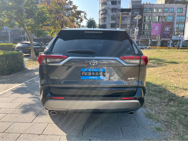 RAV4 2.5 HV  第6張相片