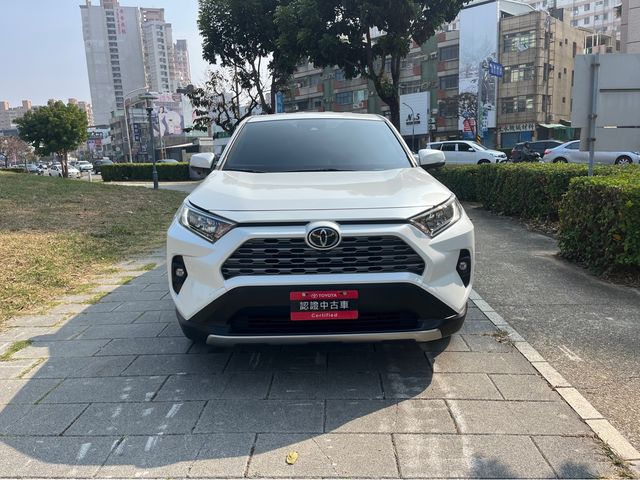 RAV4 2.0  第2張相片