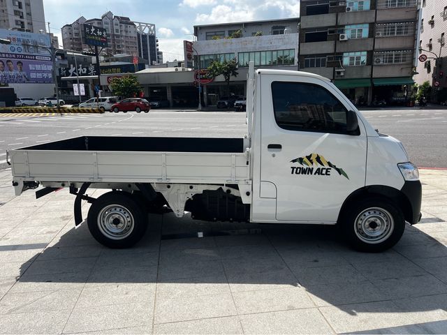 TOWN ACE 1.5  第4張相片