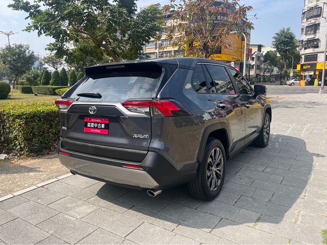 RAV4 2.0  第5張相片