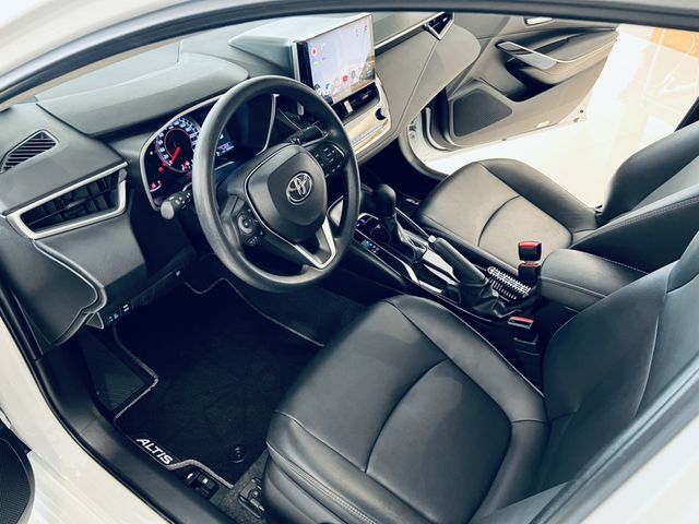 ALTIS 1.8  第8張相片