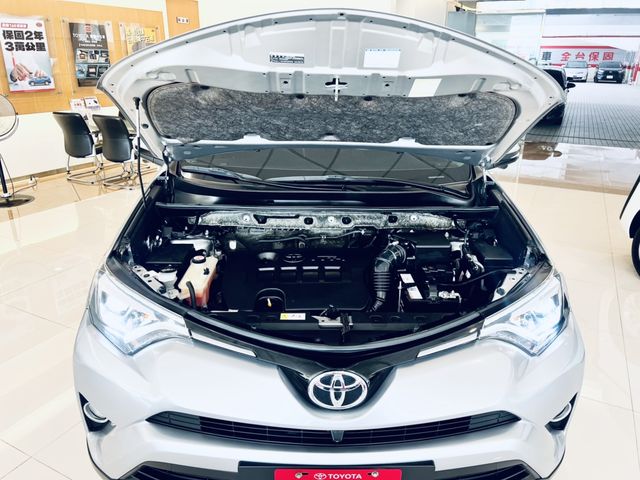 RAV4 2.0  第10張相片