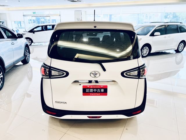 SIENTA 1.8  第6張相片
